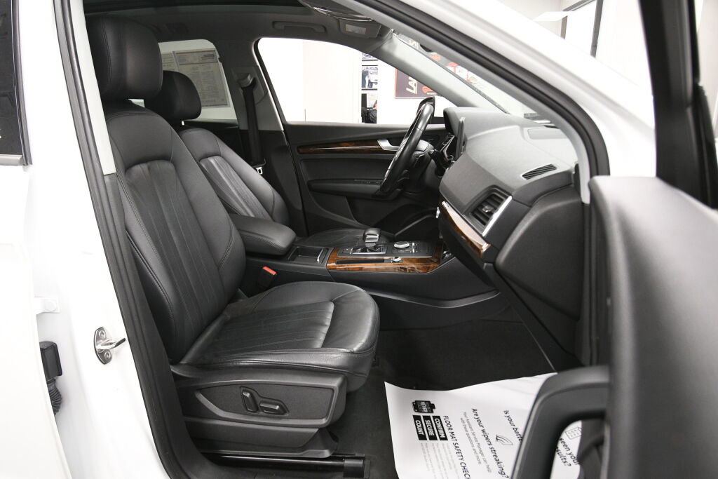 Used 2018 Audi Q5 2.0T Premium w/ Convenience Package AWD/4WD image 26