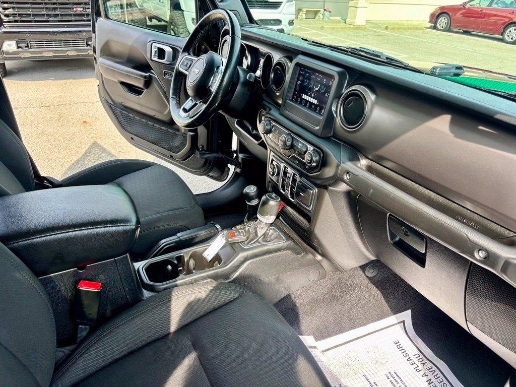 Used 2020 Jeep Gladiator Sport w/ Quick Order Package 24S AWD/4WD image 14