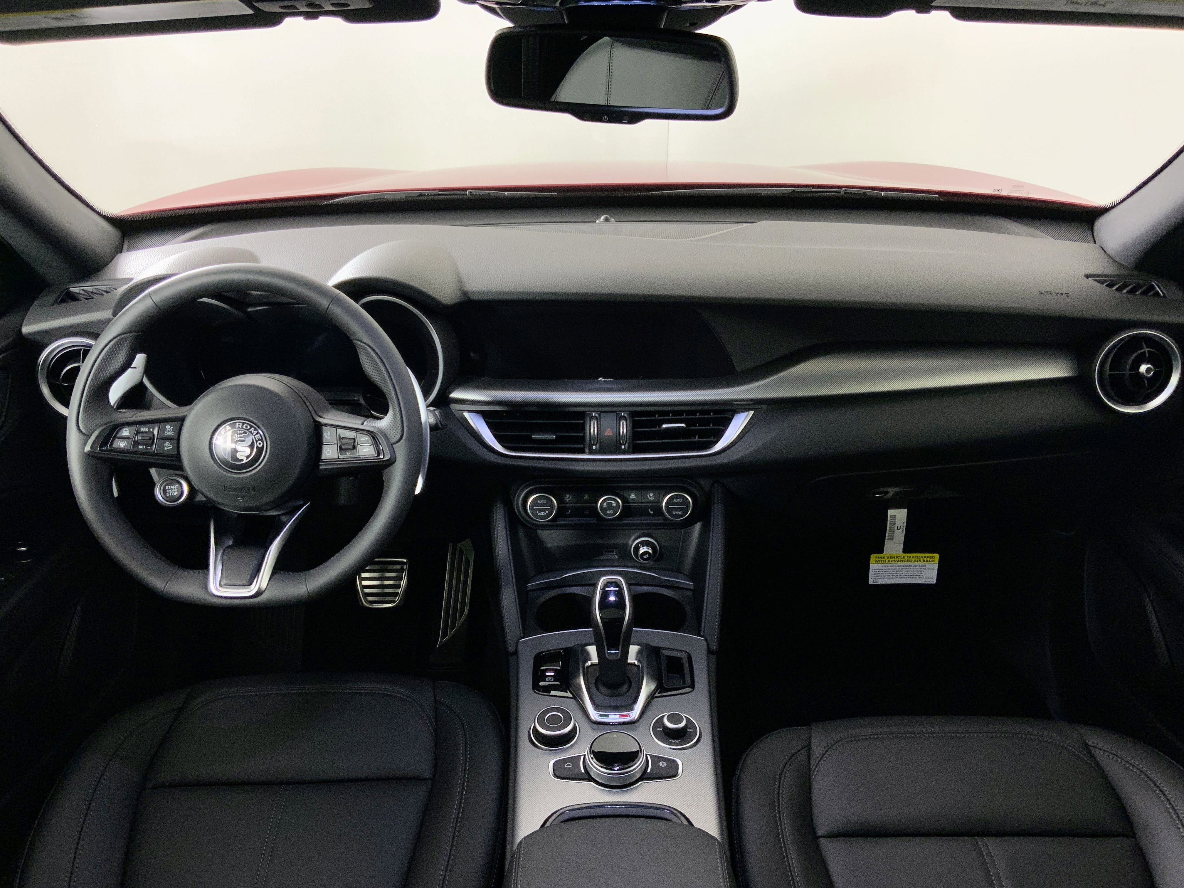 New 2025 Alfa Romeo Stelvio Sprint w/ Convenience Package image 22