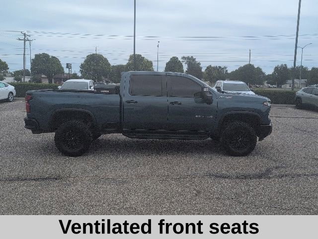 Used 2024 Chevrolet Silverado 2500 ZR2 w/ Technology Package AWD/4WD image 20