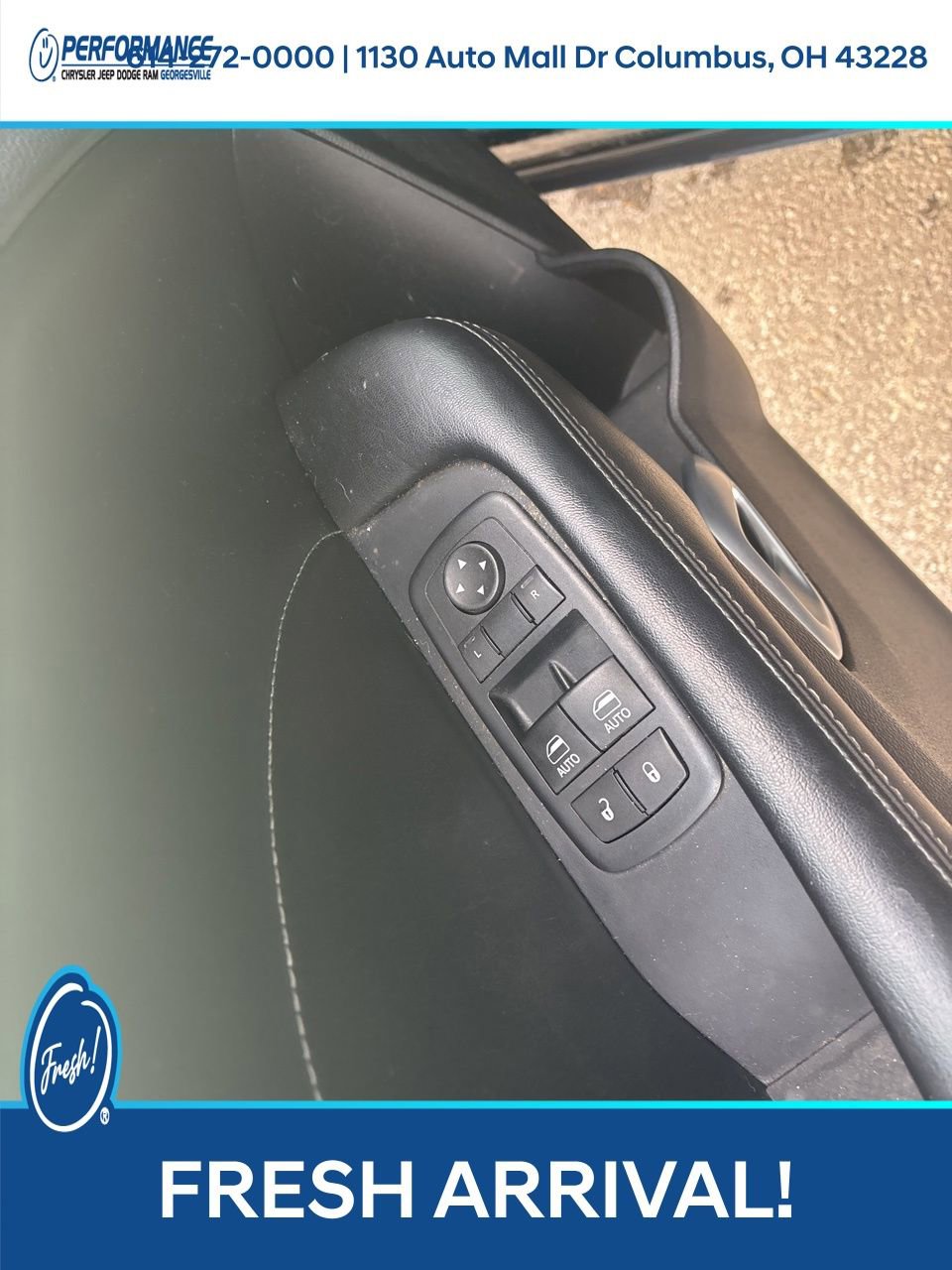 Used 2016 Dodge Challenger R/T Scat Pack w/ Leather Interior Group image 16