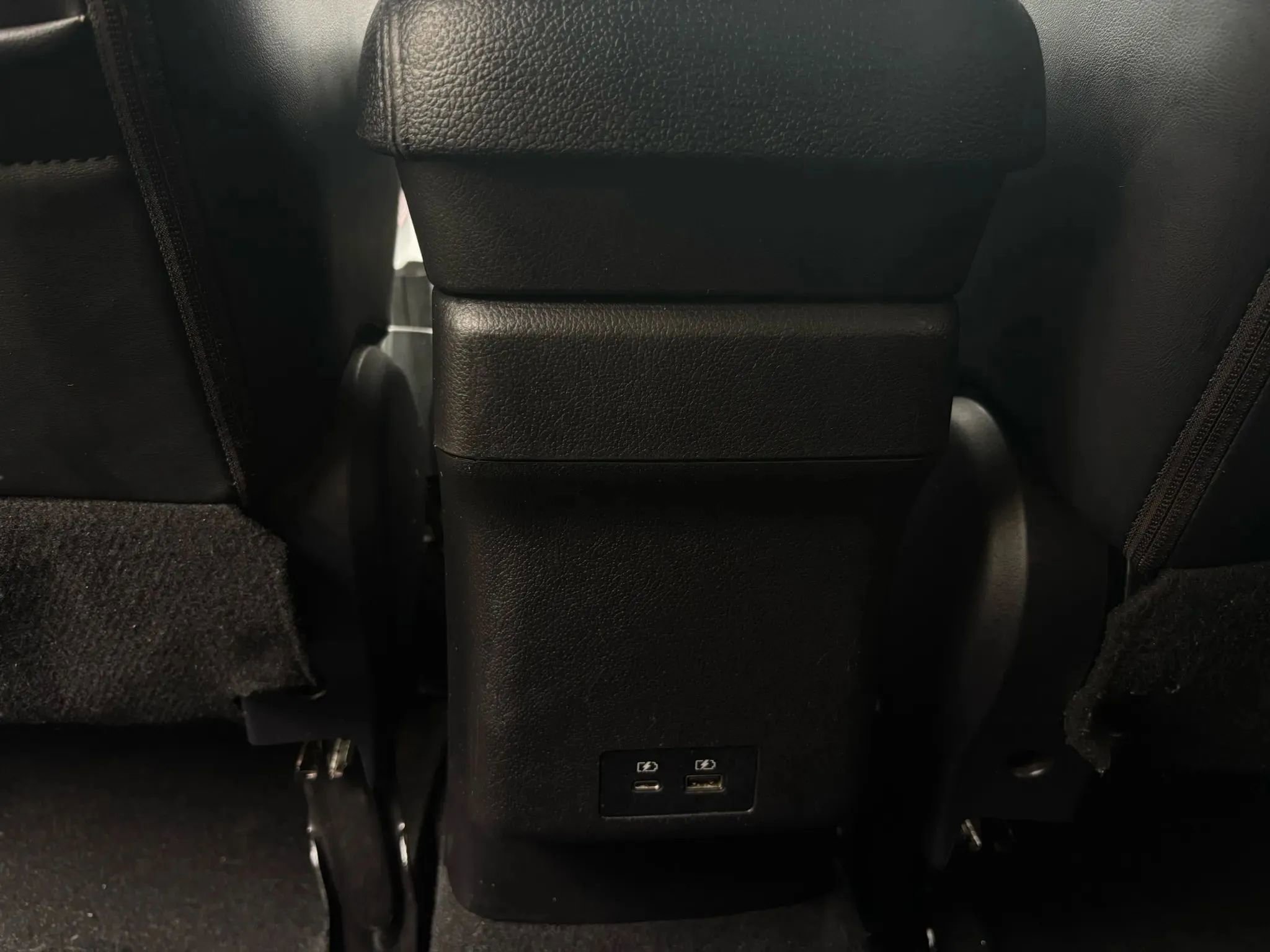 Used 2022 Mitsubishi Outlander Sport SE image 33