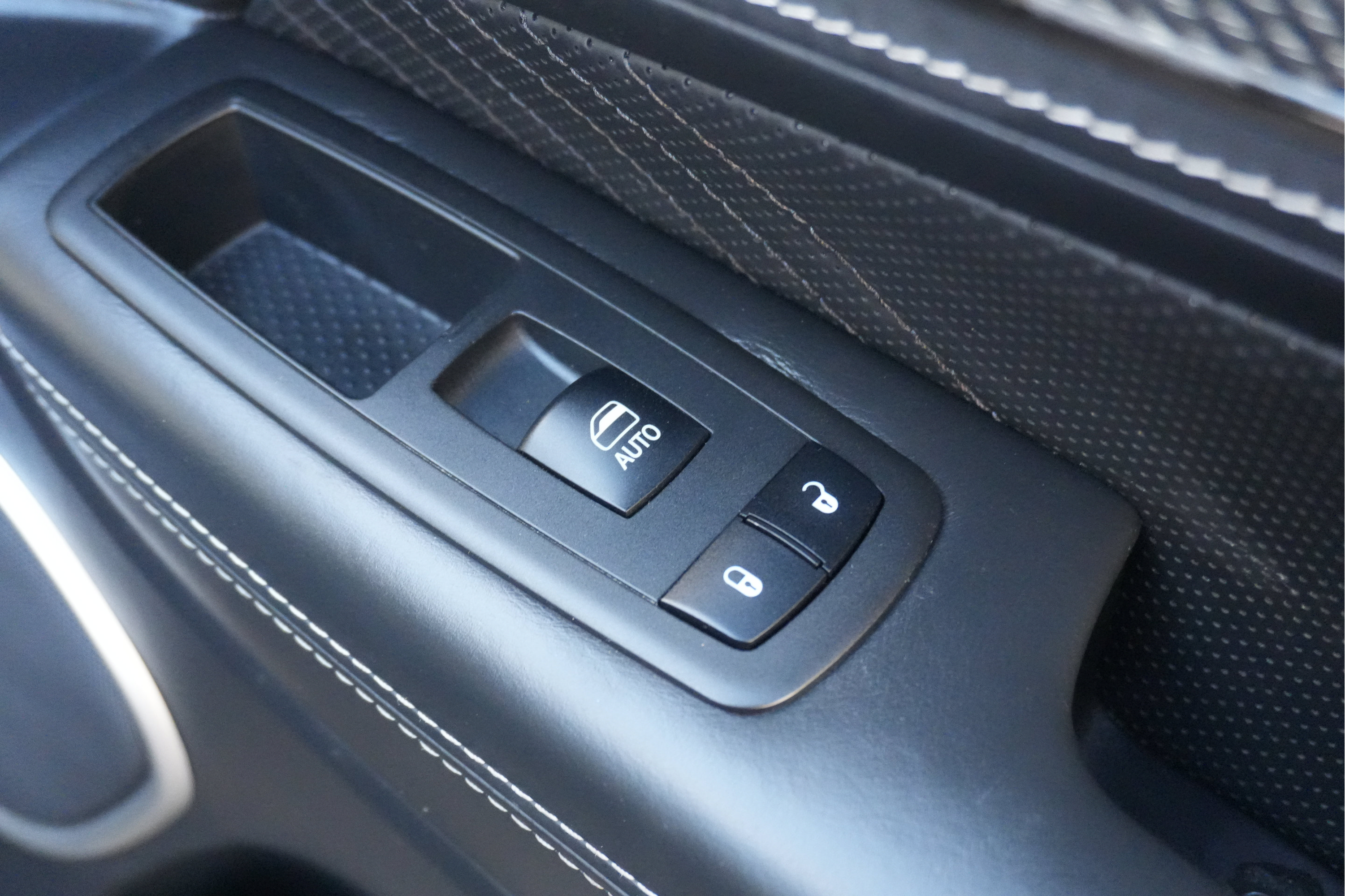 Used 2018 Jeep Grand Cherokee Trackhawk AWD/4WD image 20