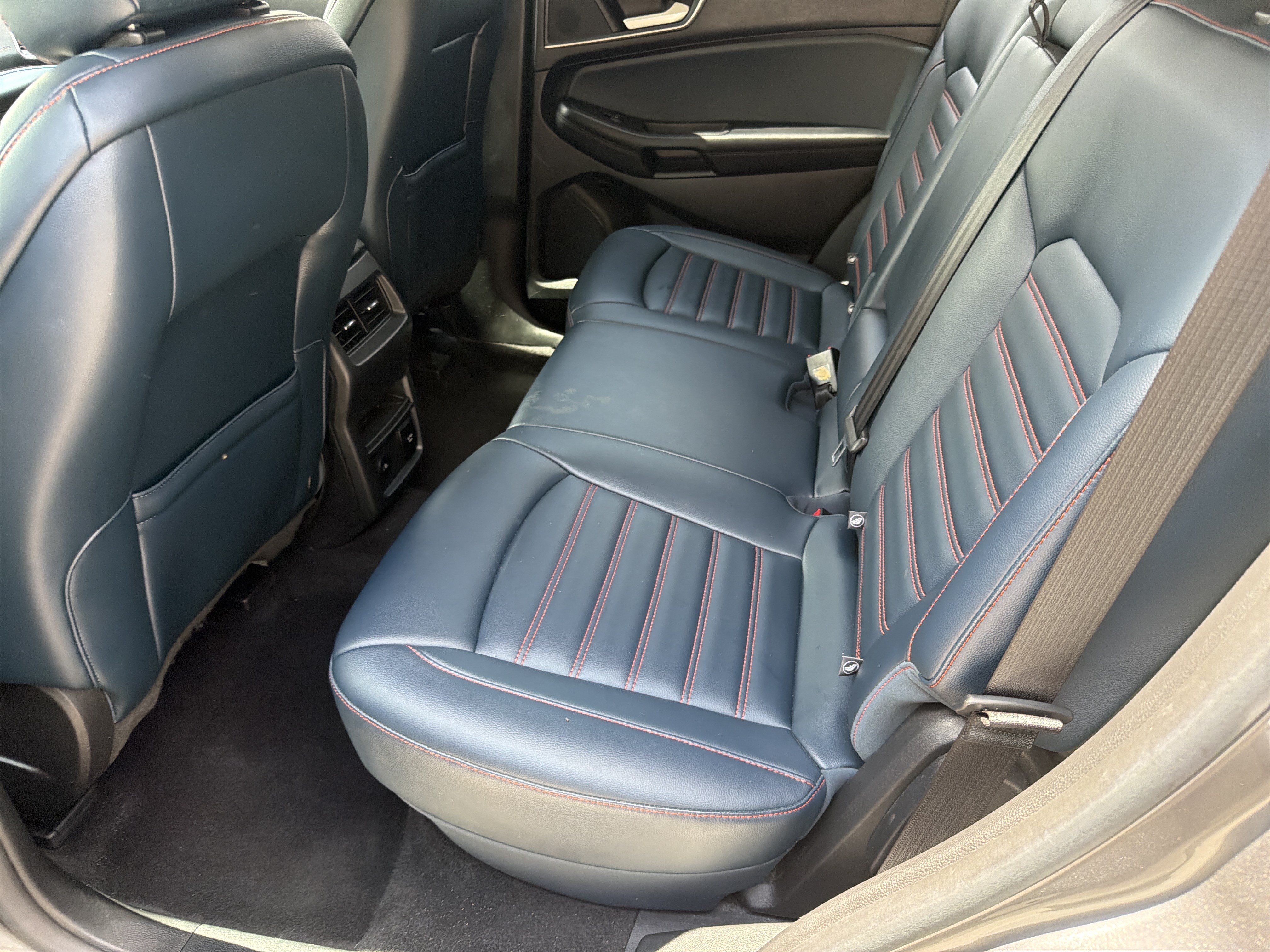 Used 2023 Ford Edge SEL w/ Sport Appearance Package AWD/4WD image 21