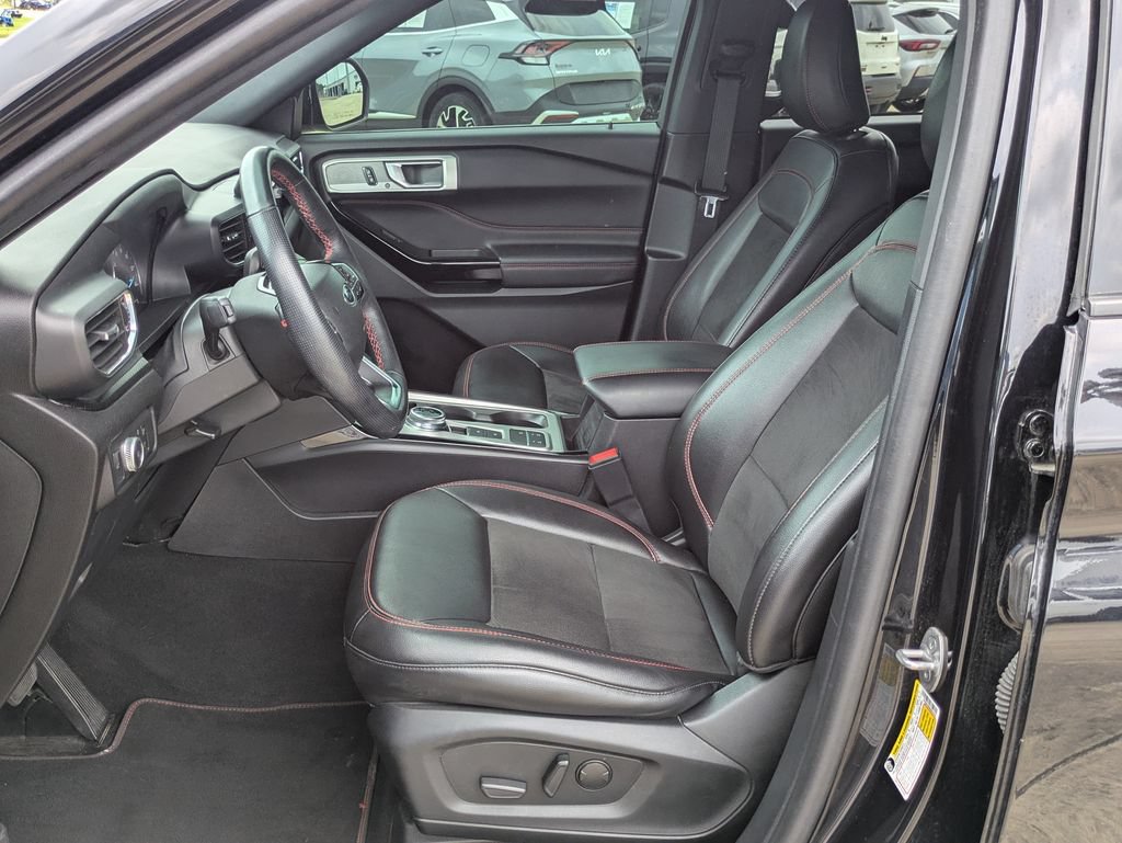 Used 2022 Ford Explorer ST-Line RWD image 7