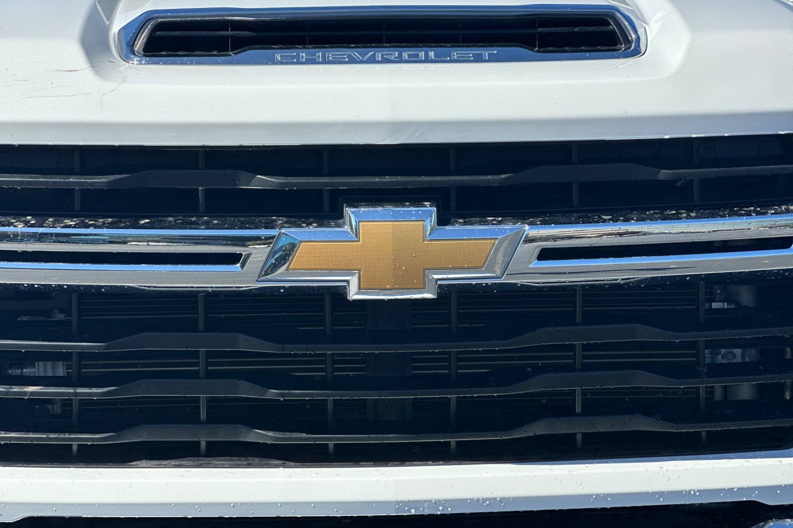 Used 2024 Chevrolet Silverado 2500 LT AWD/4WD image 45