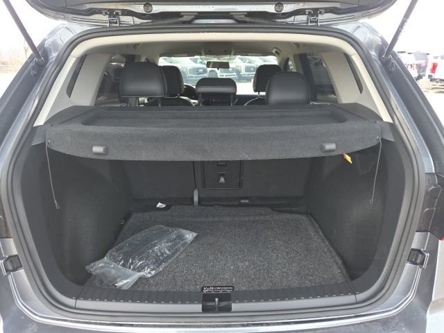 Used 2022 Volkswagen Taos SE image 11