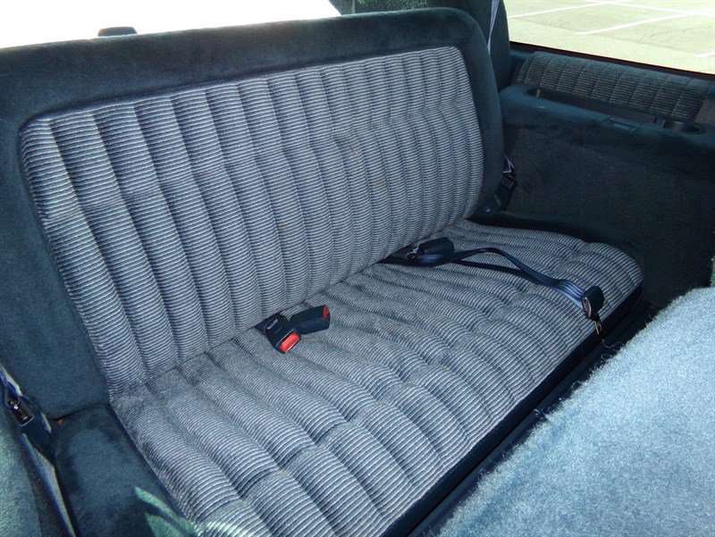 Used 1994 Chevrolet Suburban K1500 4WD image 11