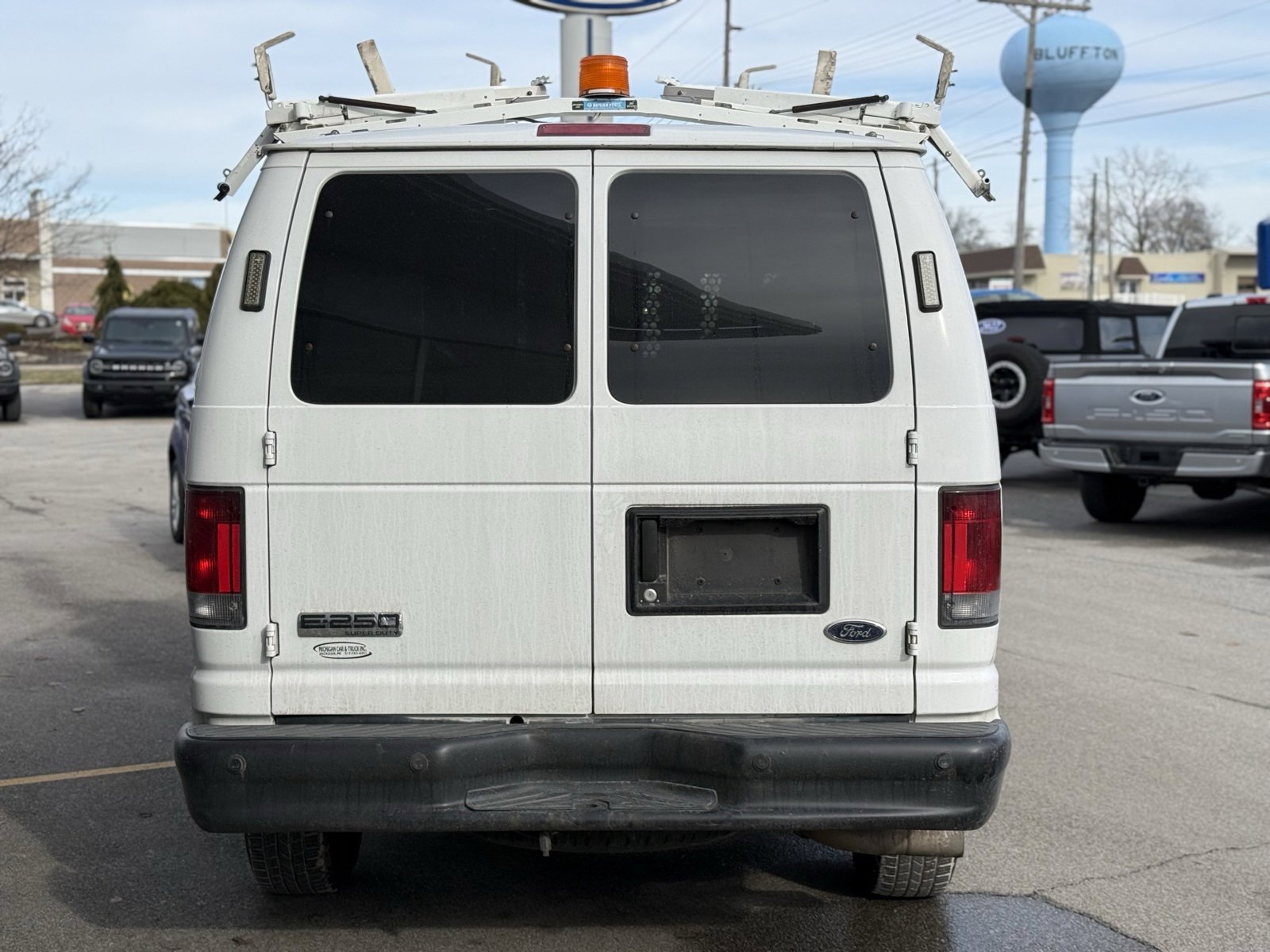 Used 2011 Ford E-250 and Econoline 250 w/ PWR Group image 5