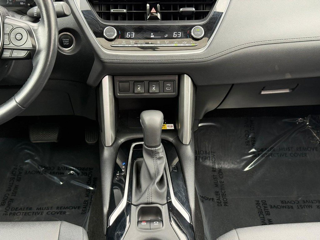Certified 2023 Toyota Corolla Cross XLE w/ Convenience Package FWD image 17