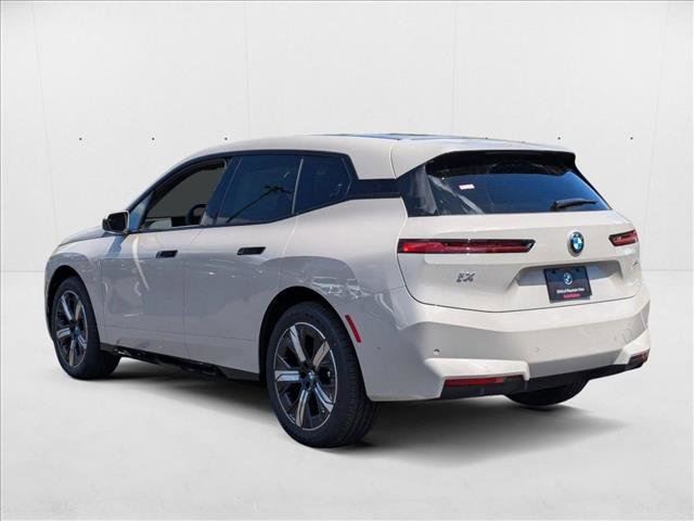 Used 2026 BMW iX xDrive60 image 8