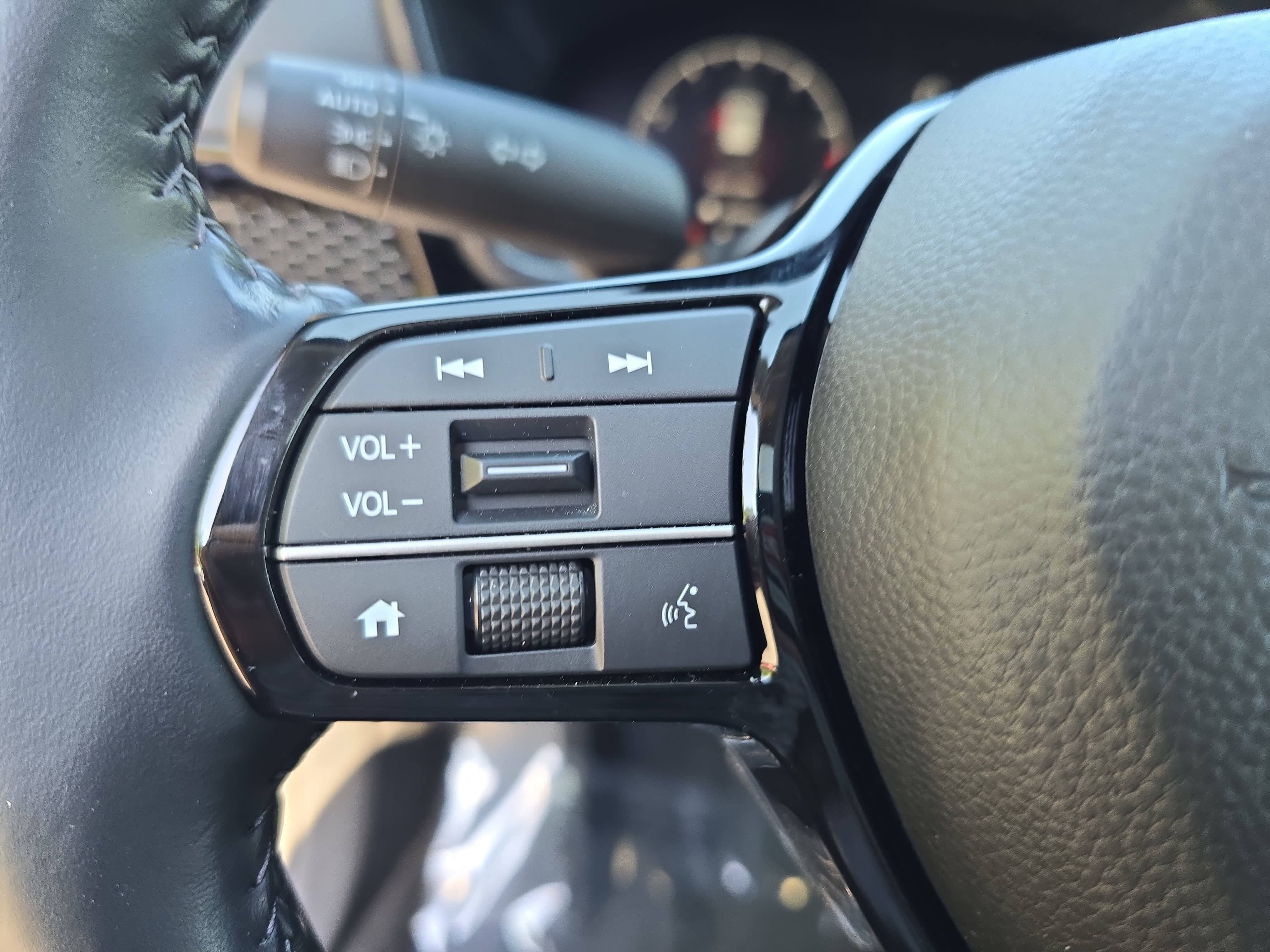 Certified 2025 Honda CR-V EX-L image 17
