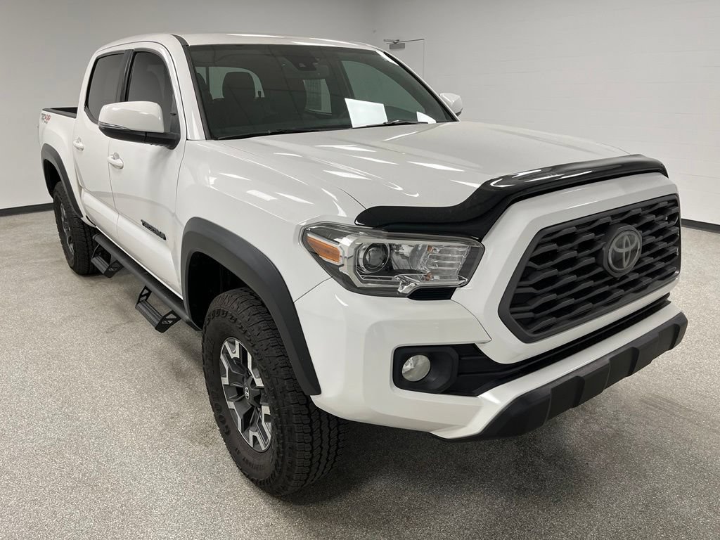 Used 2021 Toyota Tacoma TRD Off-Road w/ Technology Package AWD/4WD image 2