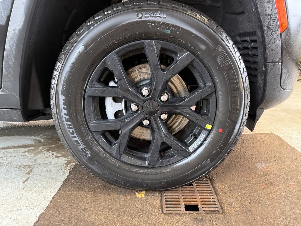 New 2026 Jeep Grand Cherokee Altitude AWD/4WD image 52