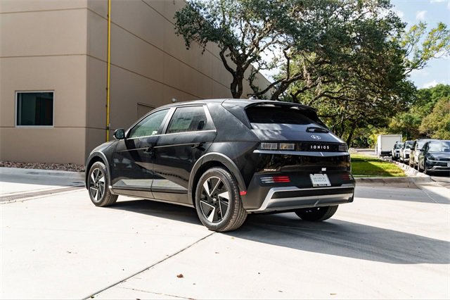 New 2026 Hyundai Ioniq 5 SE image 4