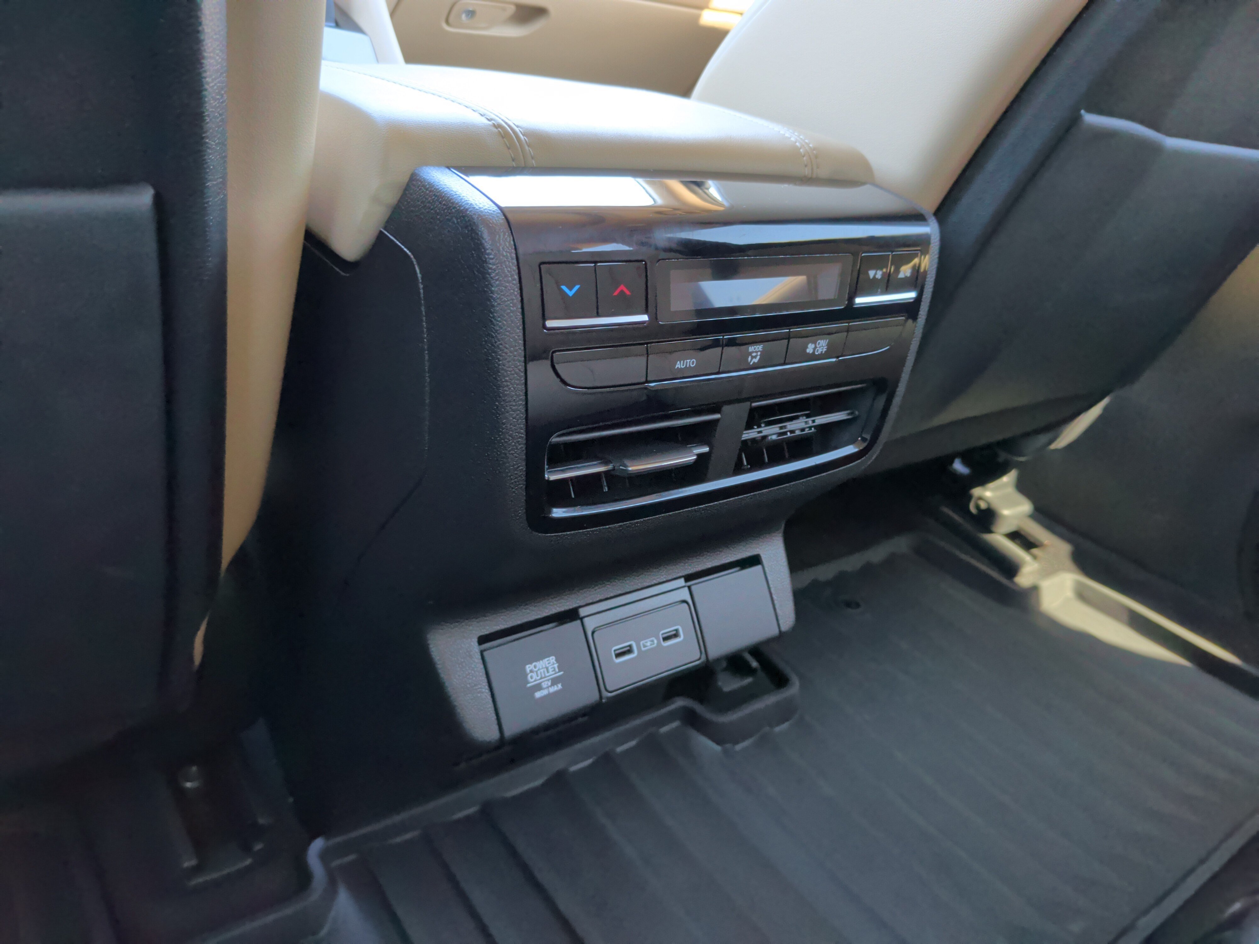Used 2023 Acura MDX w/ Technology Package FWD image 35