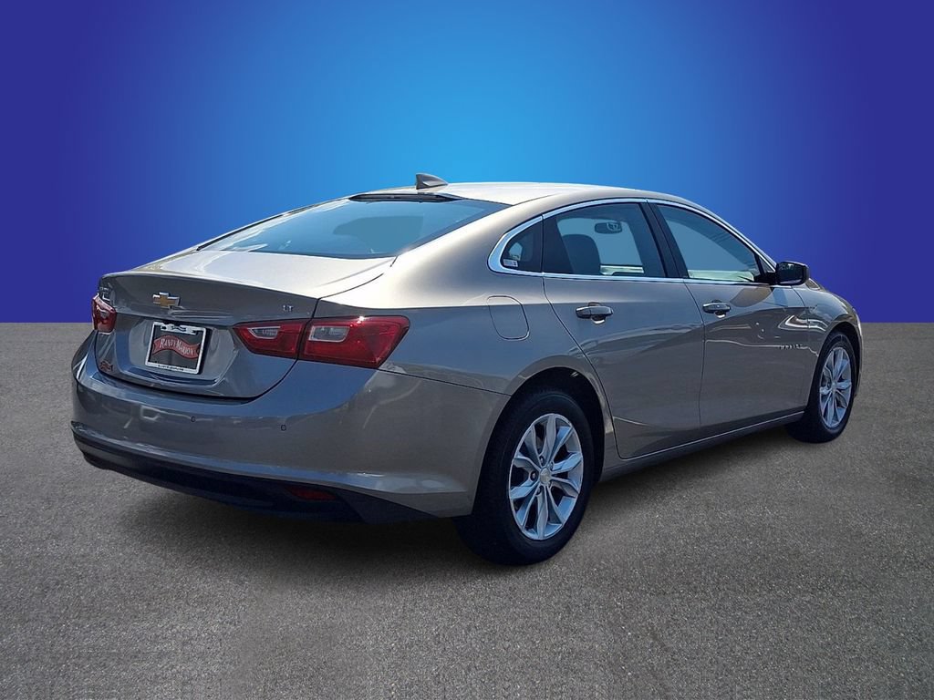 Used 2025 Chevrolet Malibu LT FWD image 4