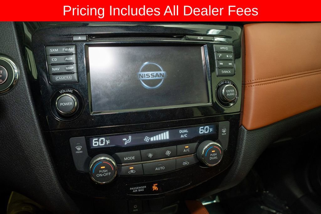 Used 2017 Nissan Rogue SL w/ SL Premium Package AWD/4WD image 13