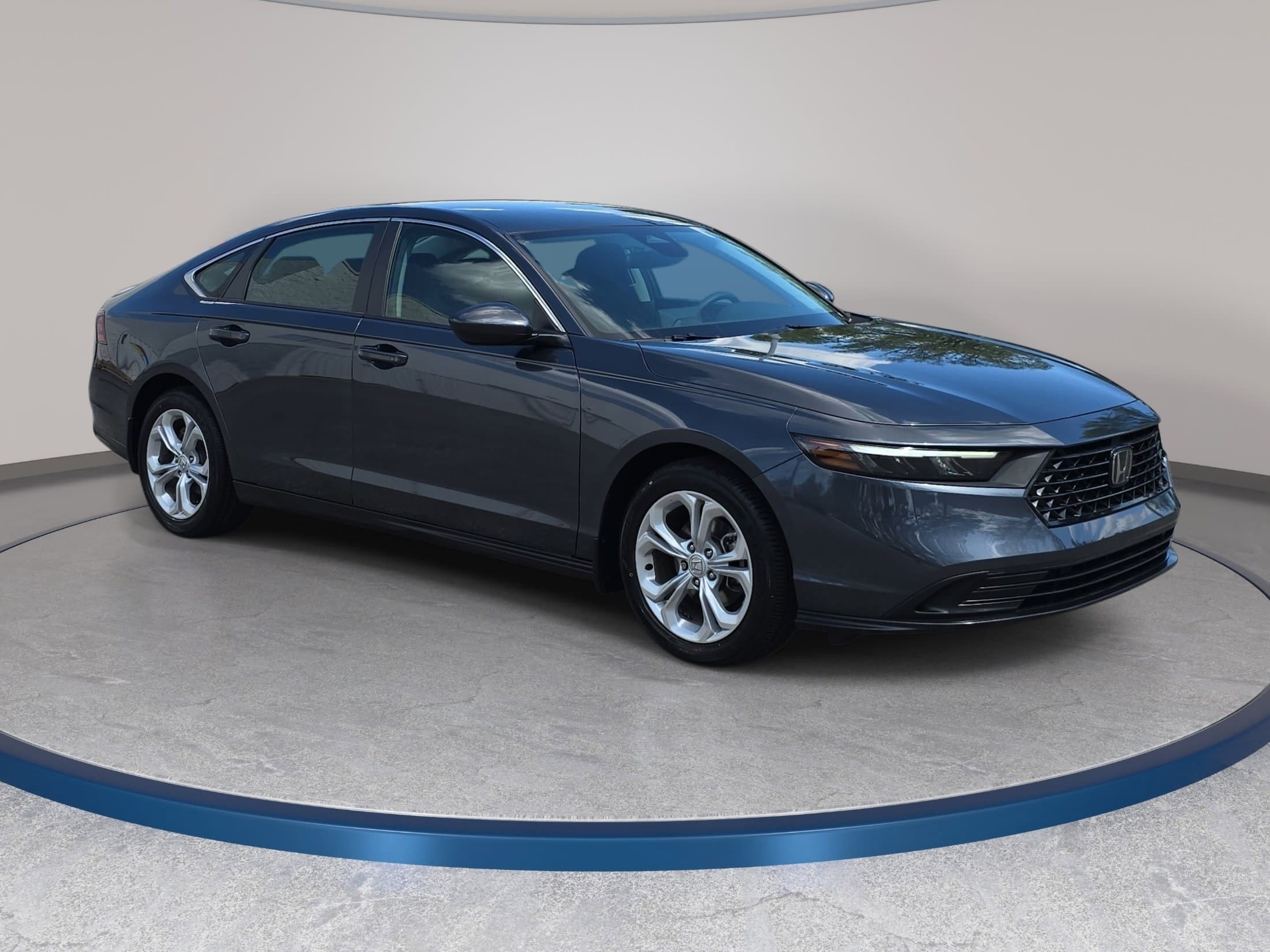 Used 2024 Honda Accord LX image 3