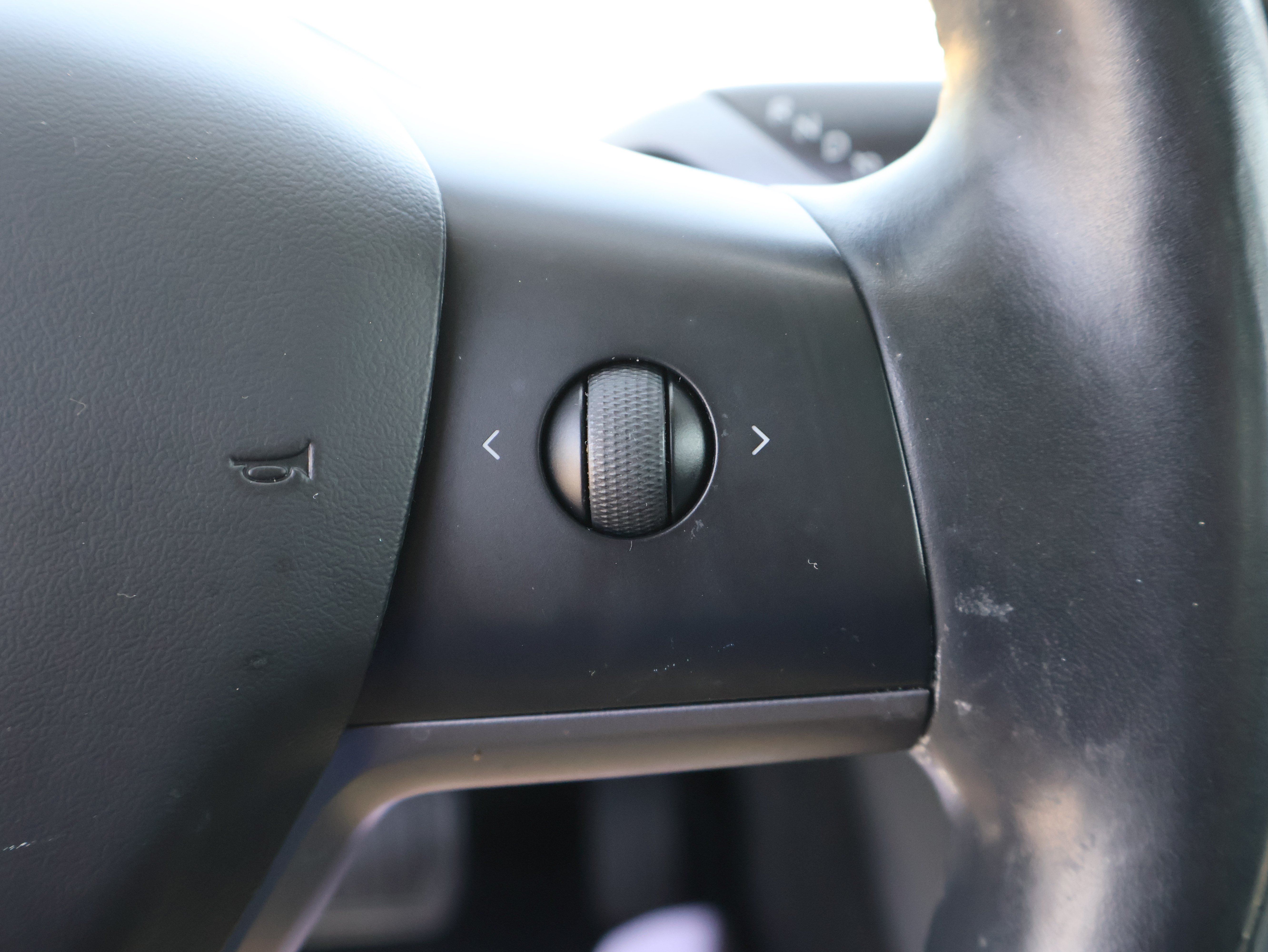 Used 2018 Tesla Model 3 Mid Range RWD image 35