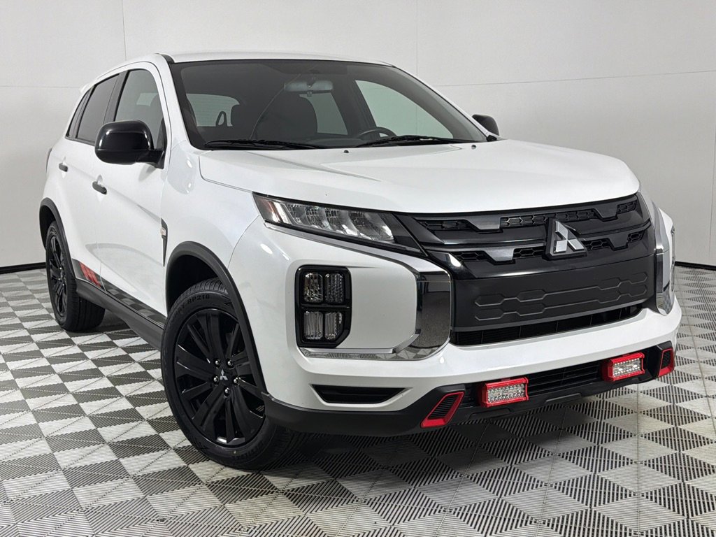 Used 2020 Mitsubishi Outlander Sport Black Edition image 2