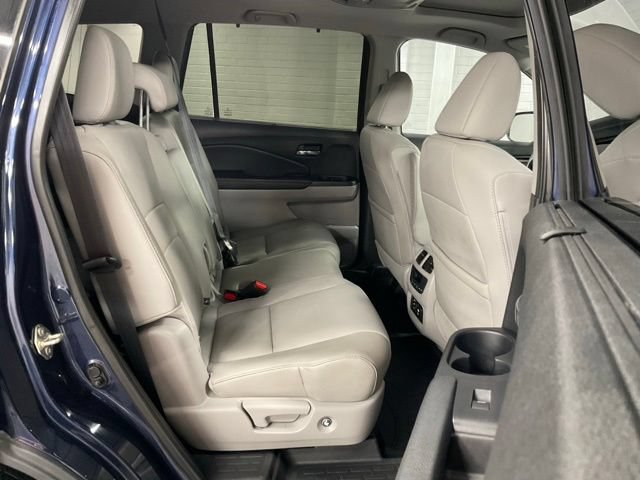 Certified 2017 Honda Pilot Touring image 19