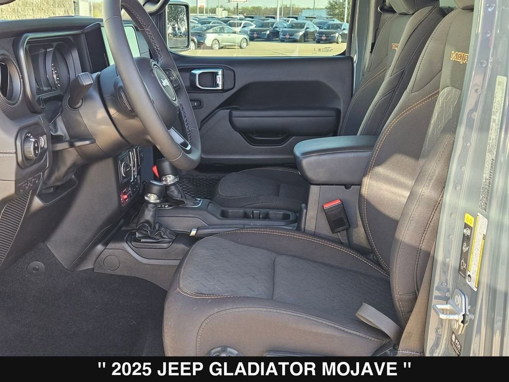 Used 2025 Jeep Gladiator Mojave w/ Convenience Group image 11