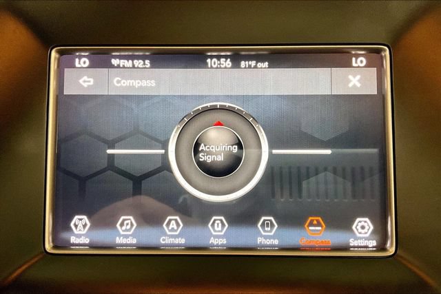 Used 2020 Jeep Grand Cherokee Laredo AWD/4WD image 48