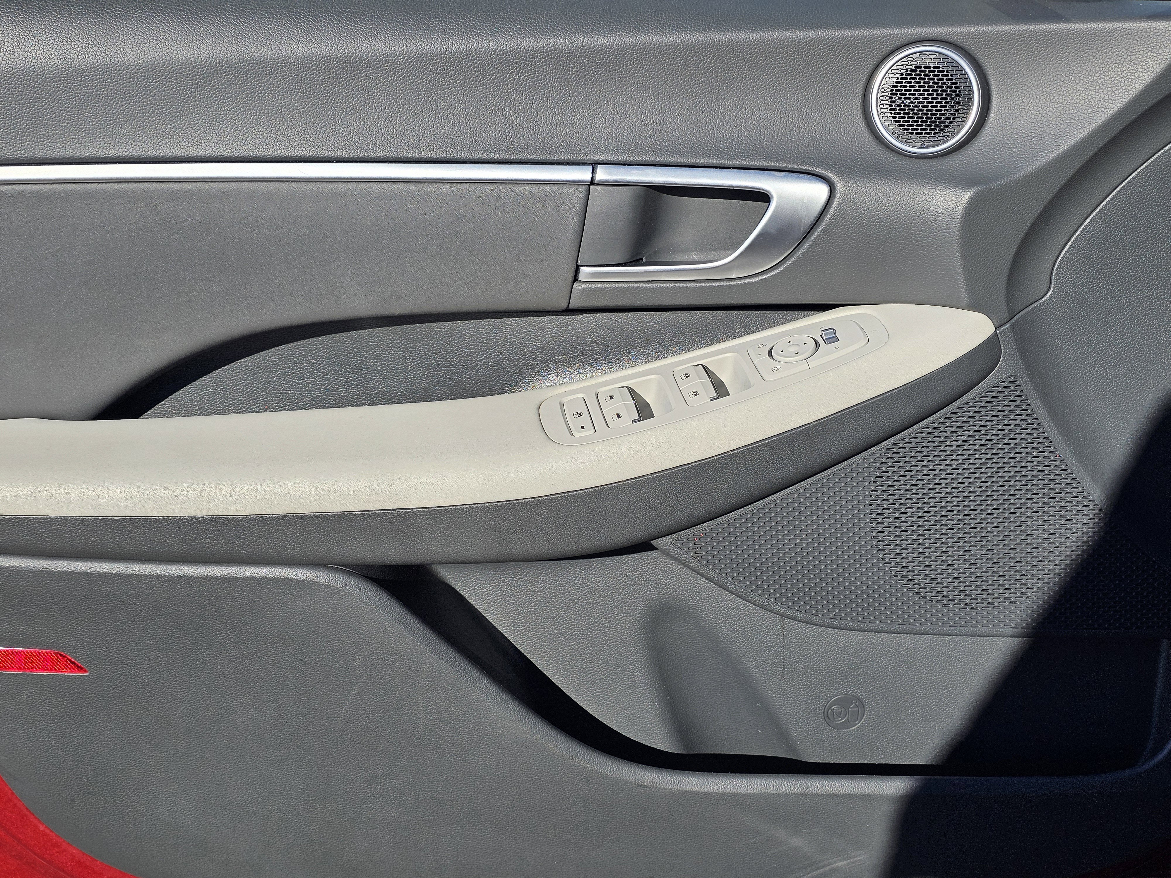 Used 2025 Hyundai Sonata SEL image 13