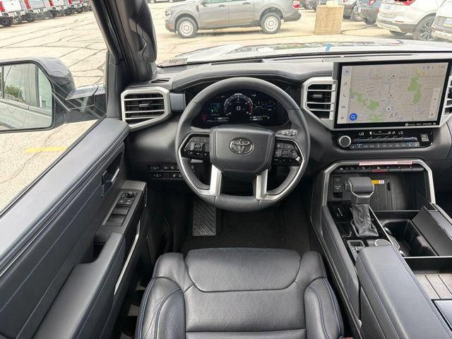Used 2024 Toyota Sequoia Platinum AWD/4WD image 22