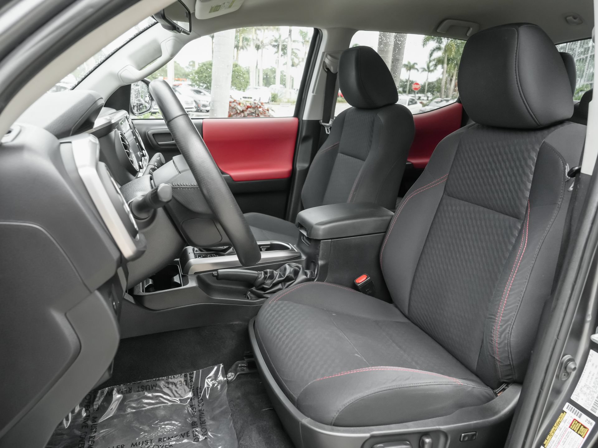 Used 2023 Toyota Tacoma SR5 AWD/4WD image 7
