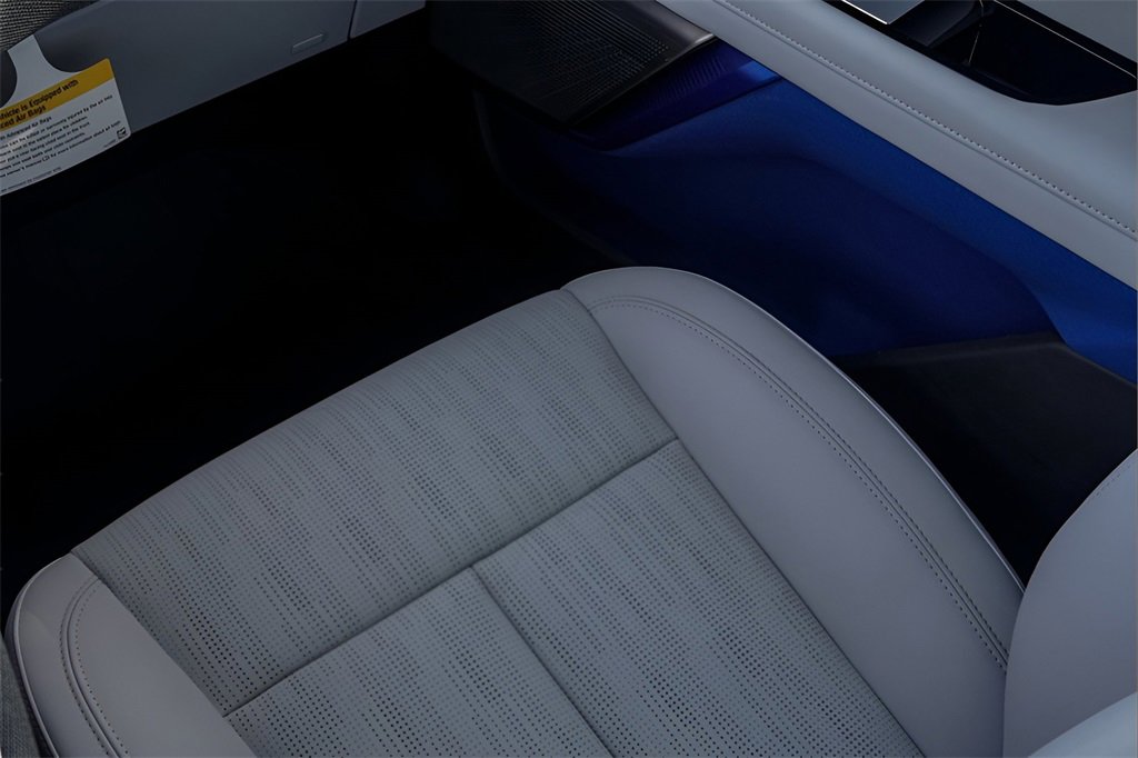 New 2026 Cadillac Optiq Sport 2 image 26