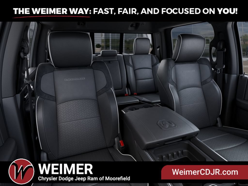 New 2026 RAM 2500 Laramie AWD/4WD image 16