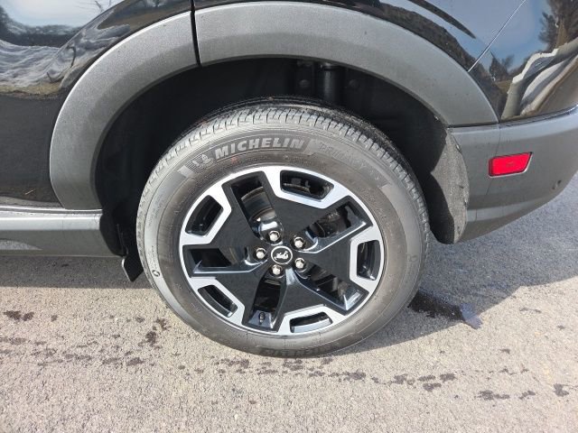 Certified 2022 Ford Bronco Sport Outer Banks w/ Tech Package image 14