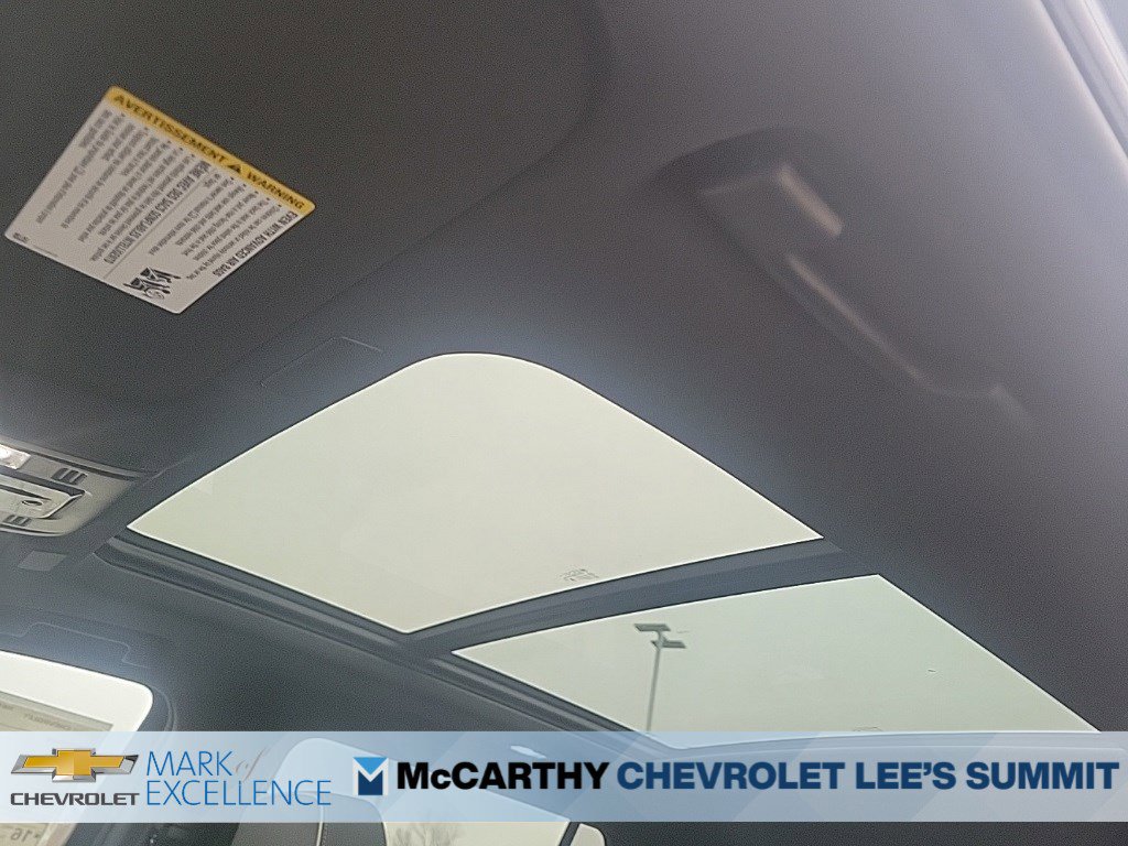 New 2026 Chevrolet Suburban Premier AWD/4WD image 25