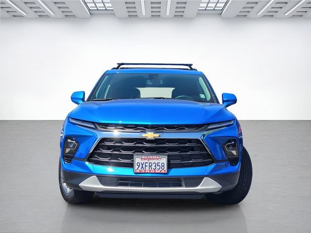 Used 2026 Chevrolet Blazer LT w/ Convenience Package AWD/4WD image 2