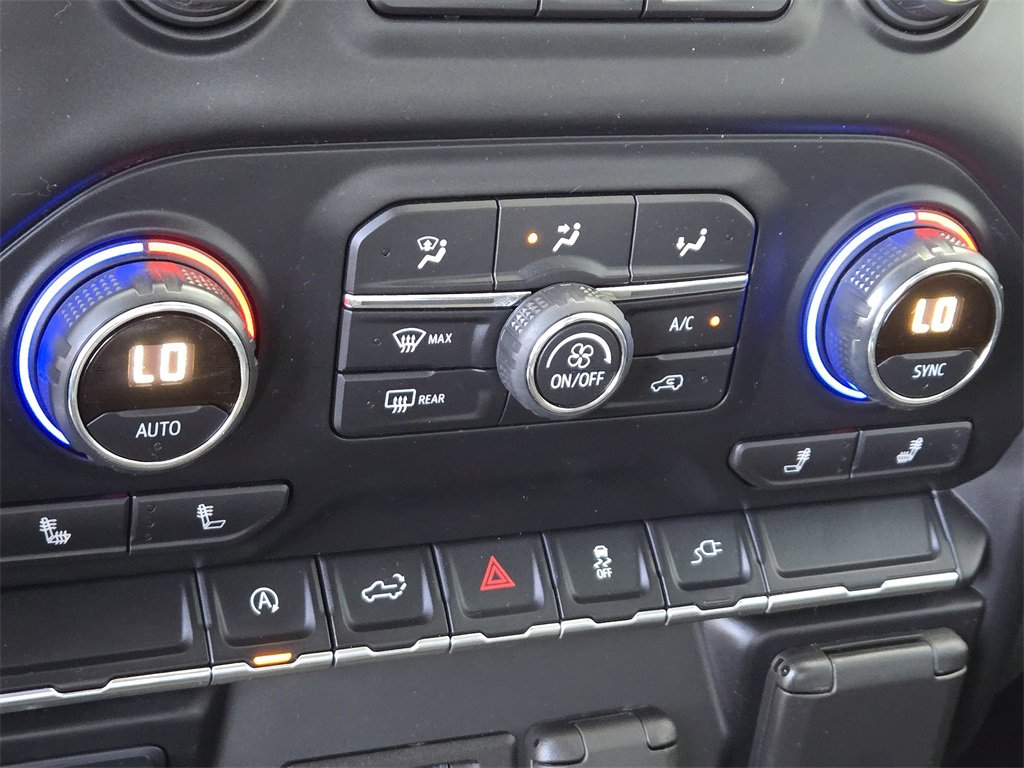 Used 2020 Chevrolet Silverado 1500 LT w/ Texas Edition image 21