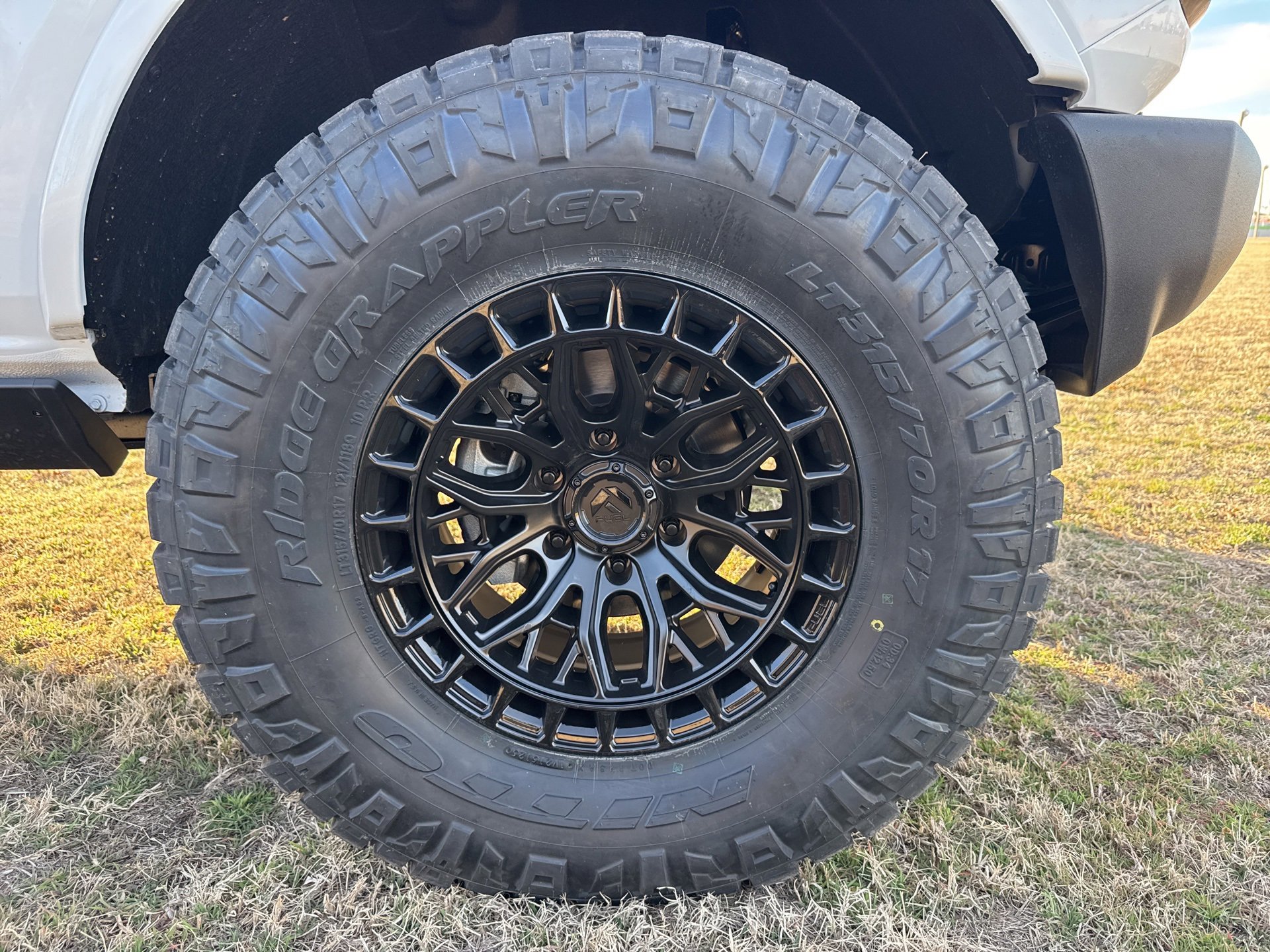 New 2025 Ford Bronco Outer Banks image 8