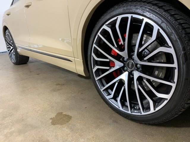 Used 2025 Audi SQ8 Premium Plus AWD/4WD image 6