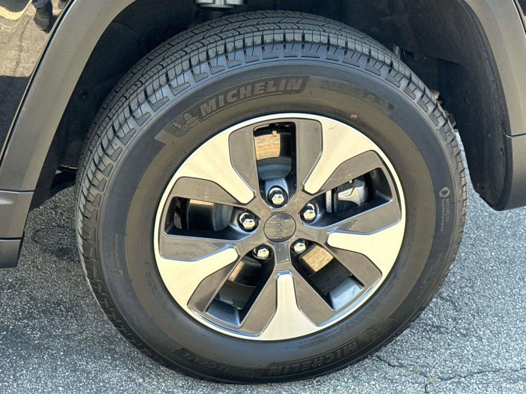 Used 2023 Jeep Grand Cherokee 4WD 4xe image 39