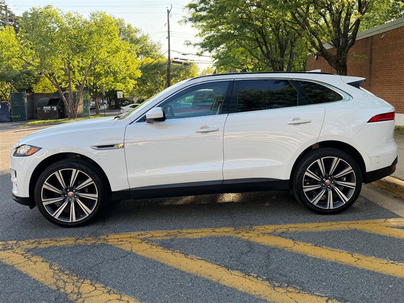 Used 2019 Jaguar F-PACE Prestige AWD/4WD image 12