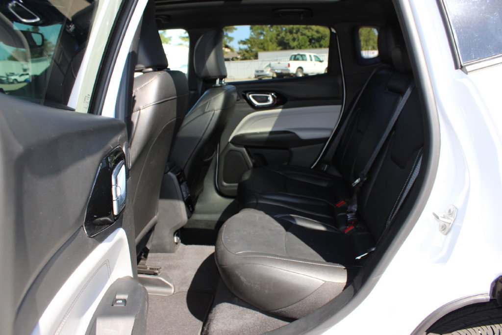 Used 2025 Jeep Compass Limited w/ Elite Group AWD/4WD image 17