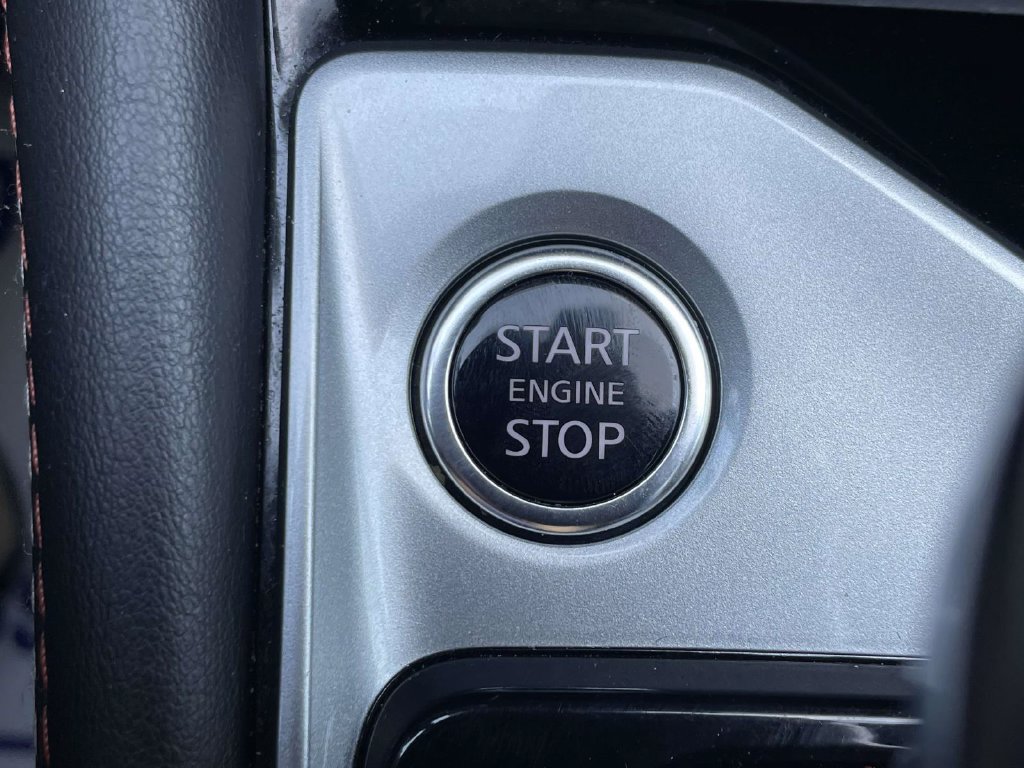 Used 2023 Nissan Altima 2.0 SR FWD image 32