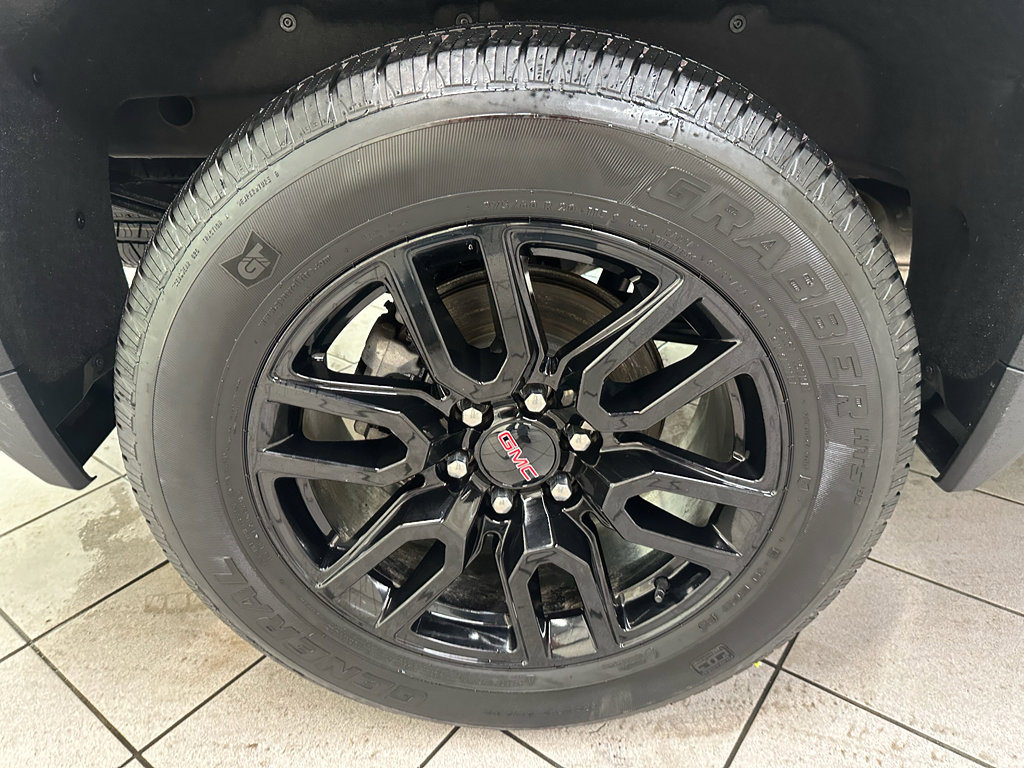 Certified 2023 GMC Sierra 1500 Pro w/ Graphite Edition AWD/4WD image 18