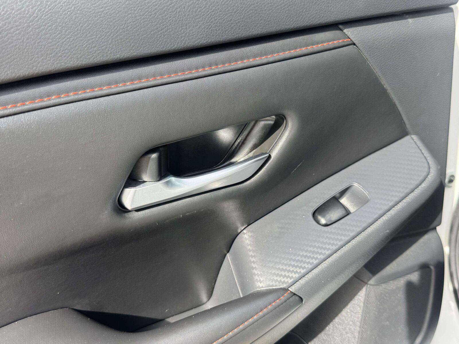 Used 2024 Nissan Sentra SR w/ SR Premium Package FWD image 37