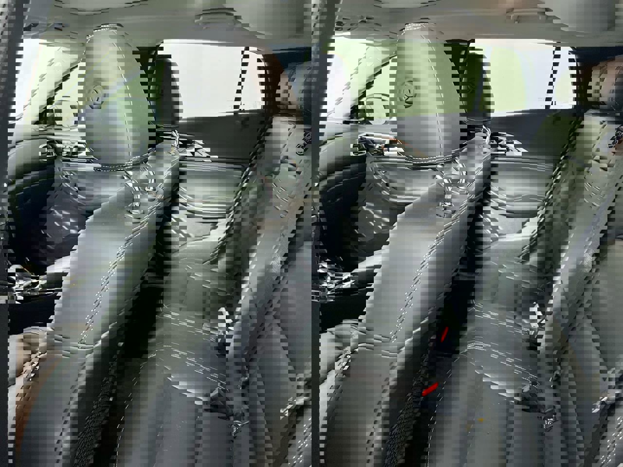 Used 2018 INFINITI QX30 Premium w/ Navigation Package image 25