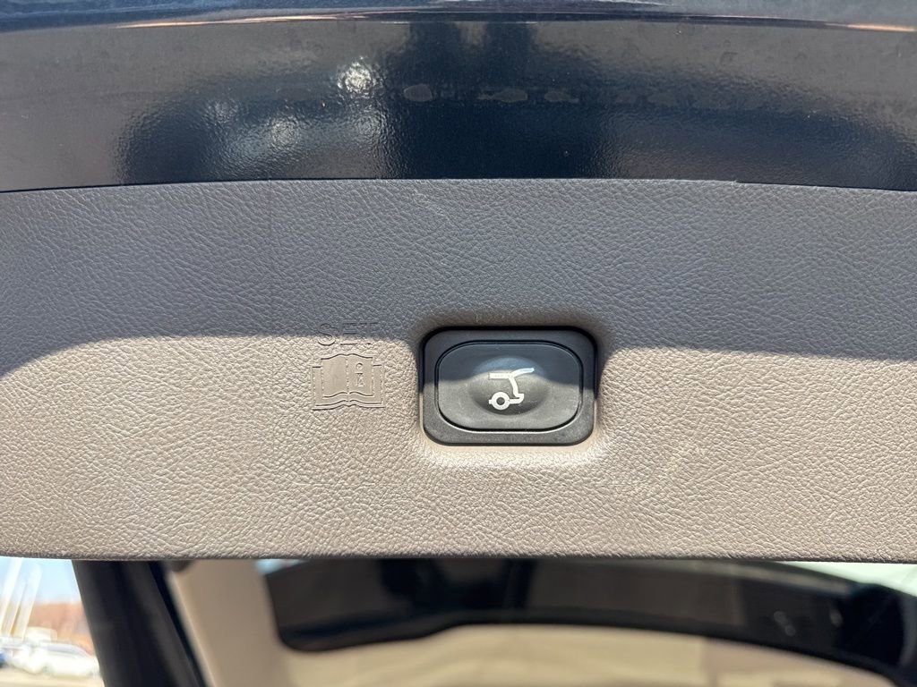Used 2021 Lincoln Nautilus Reserve image 32