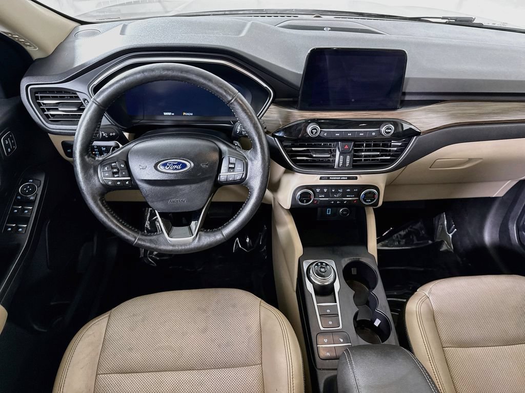 Used 2020 Ford Escape Titanium AWD/4WD image 3