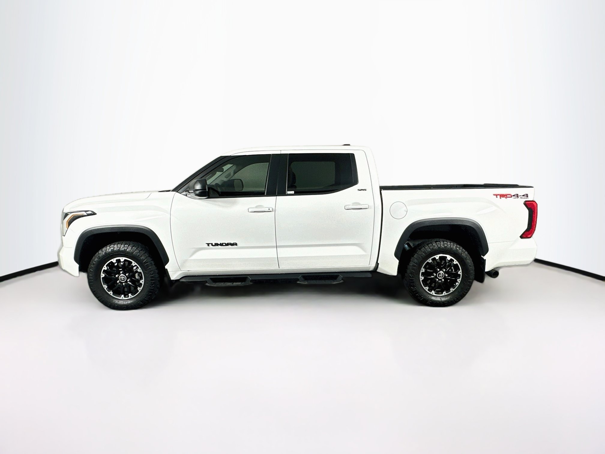 Used 2024 Toyota Tundra SR5 w/ TRD Off-Road Package AWD/4WD image 4