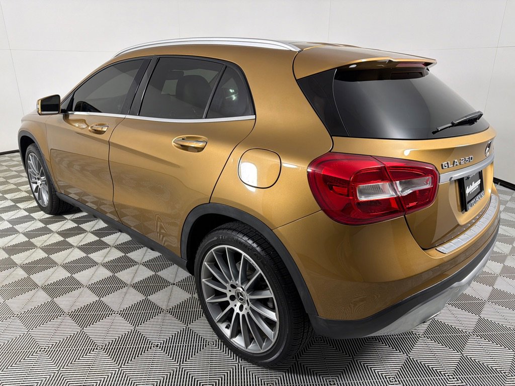 Used 2018 Mercedes-Benz GLA 250 w/ Convenience Package image 8